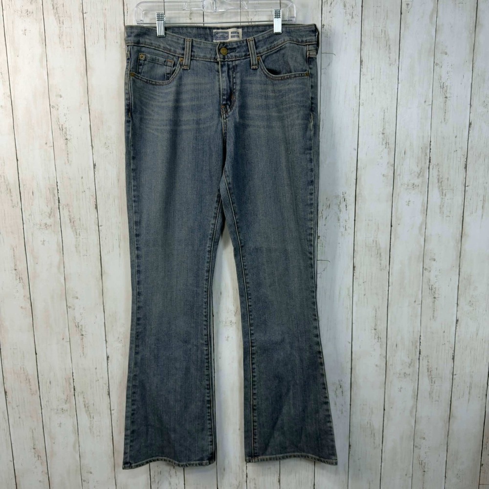 Levi‎ Strauss Signature Women's Modern Bootcut Jeans Blue Wash Denim Size 12 M